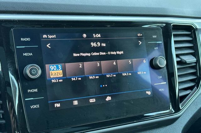 Used 2020 Volkswagen Atlas Cross Sport SEL Premium image 18