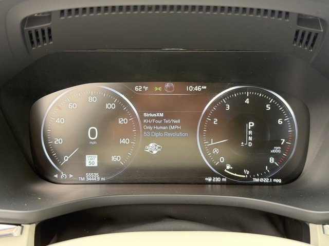 Used 2021 Volvo XC60 T5 Momentum w/ Climate Package image 14