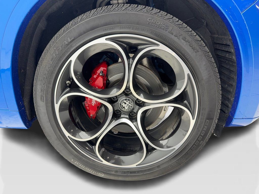 Used 2023 Alfa Romeo Stelvio Veloce image 47