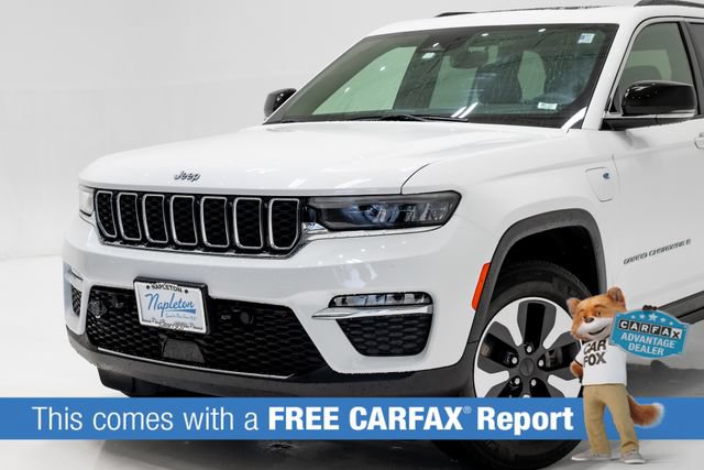 Used 2024 Jeep Grand Cherokee Limited 4xe w/ Trailer Tow Package AWD/4WD image 2