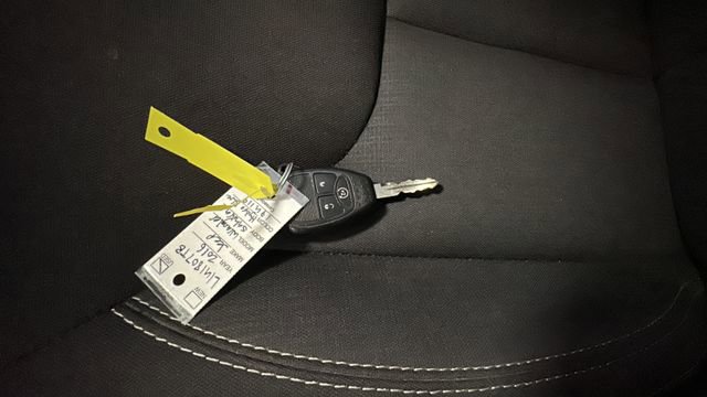 Used 2016 Jeep Wrangler Unlimited Sahara w/ Dual Top Group image 33