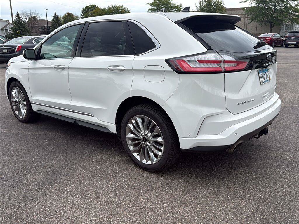 Used 2022 Ford Edge Titanium w/ Equipment Group 301A AWD/4WD image 4