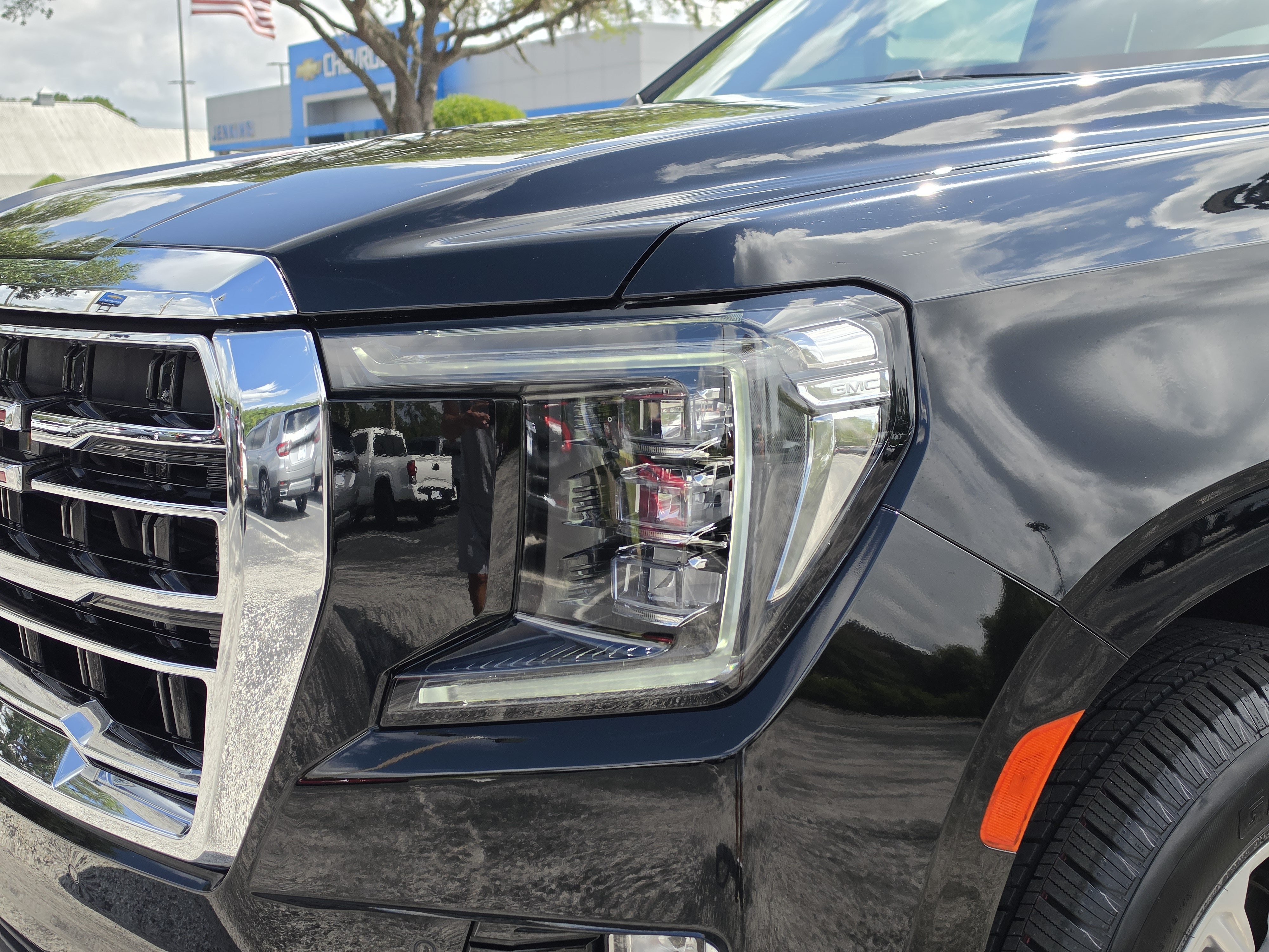 Certified 2023 GMC Yukon SLT RWD image 13