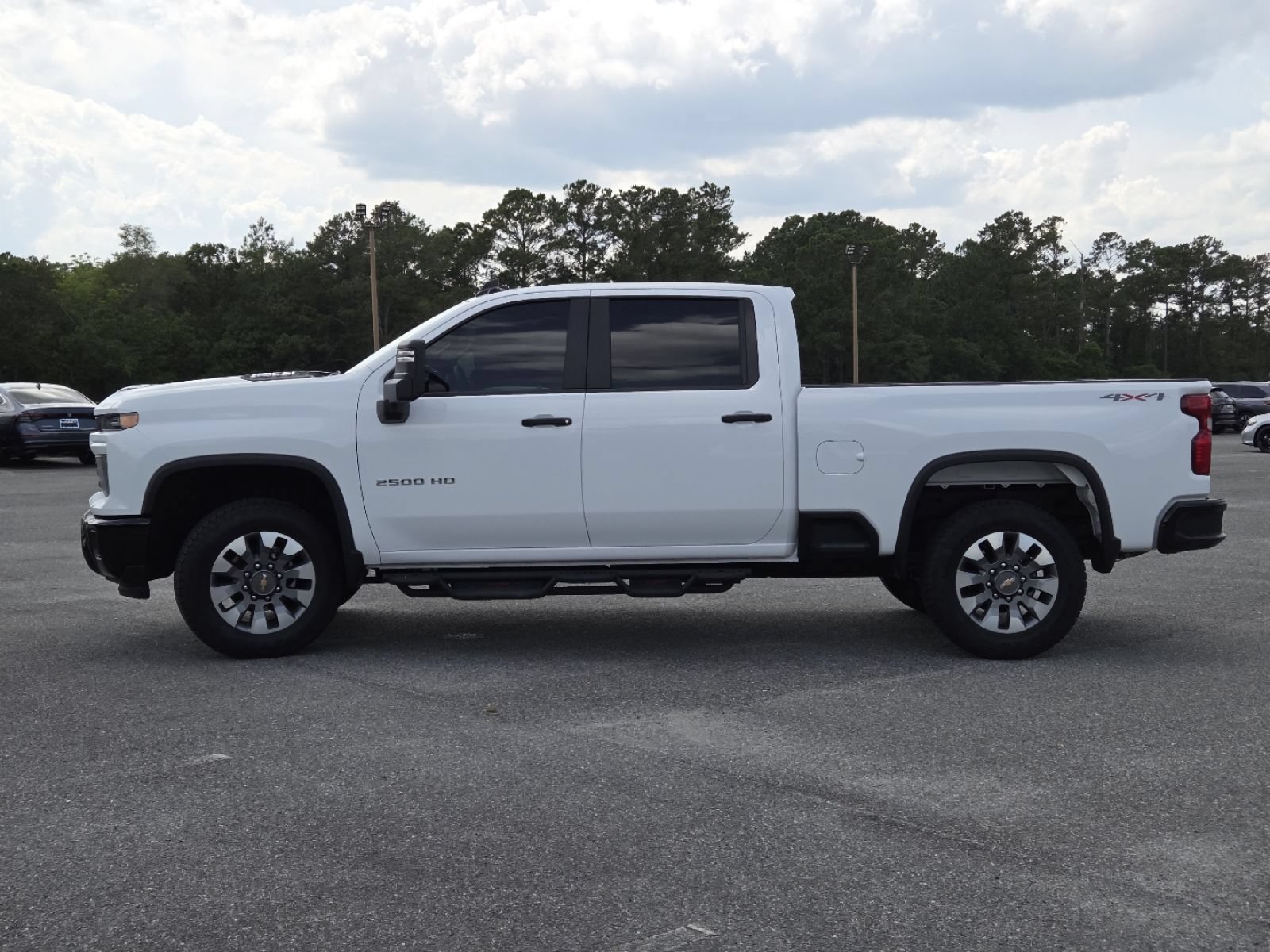 Used 2025 Chevrolet Silverado 2500 Custom w/ Custom Convenience Package AWD/4WD image 17
