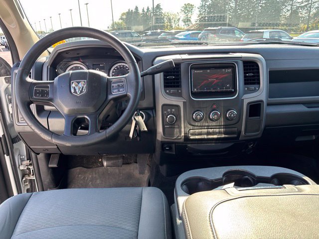 Used 2017 RAM 1500 ST w/ SXT Appearance Group AWD/4WD image 14