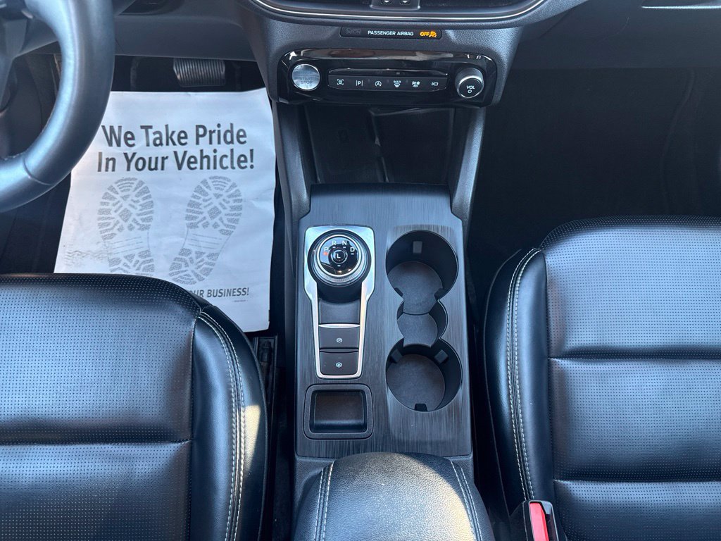 Certified 2024 Ford Escape Platinum AWD/4WD image 29