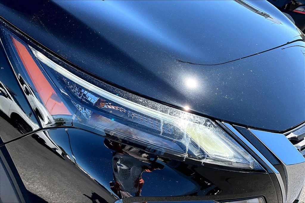 Used 2023 Nissan Rogue SV AWD/4WD image 32