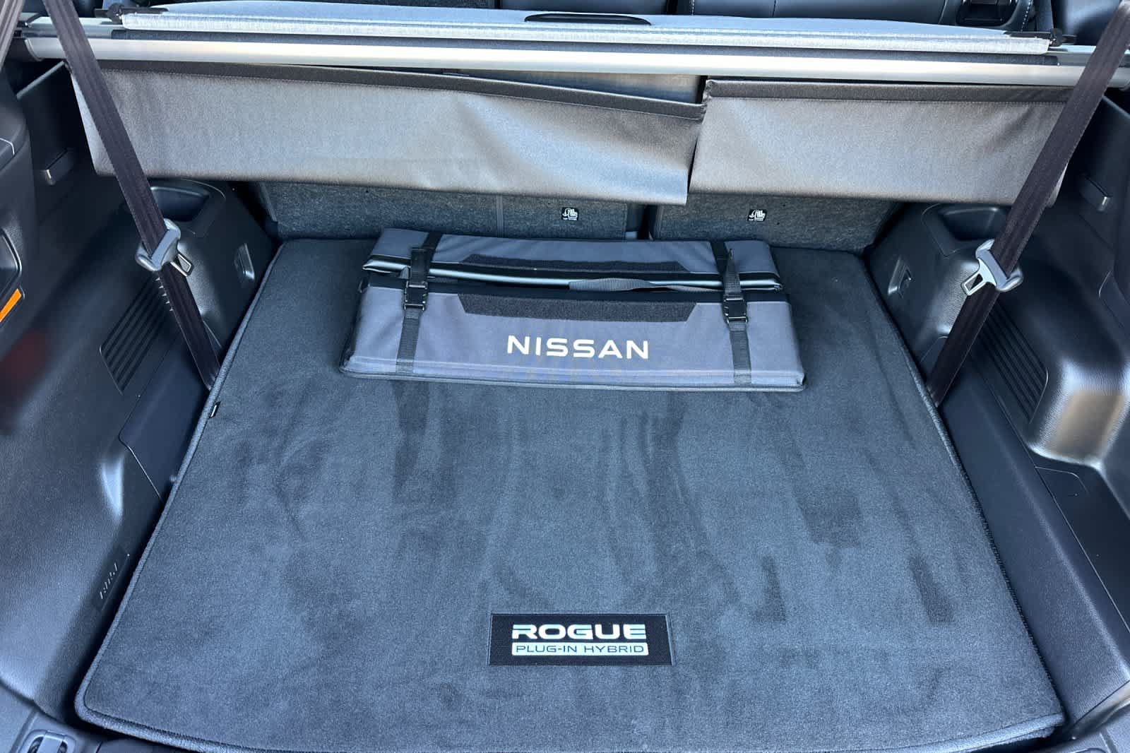 New 2026 Nissan Rogue Platinum AWD/4WD image 15