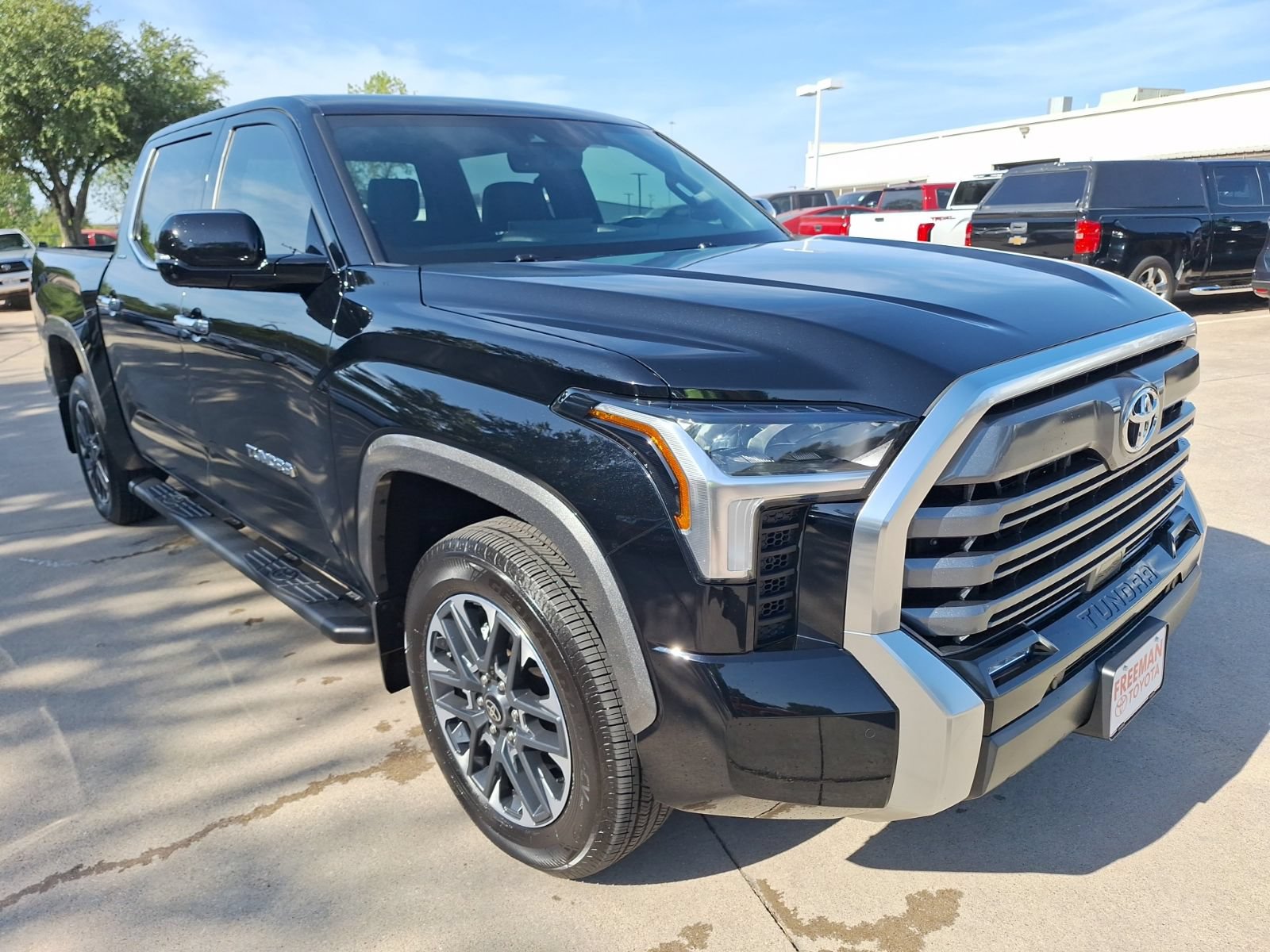 Used 2026 Toyota Tundra Limited w/ Power Package AWD/4WD image 8