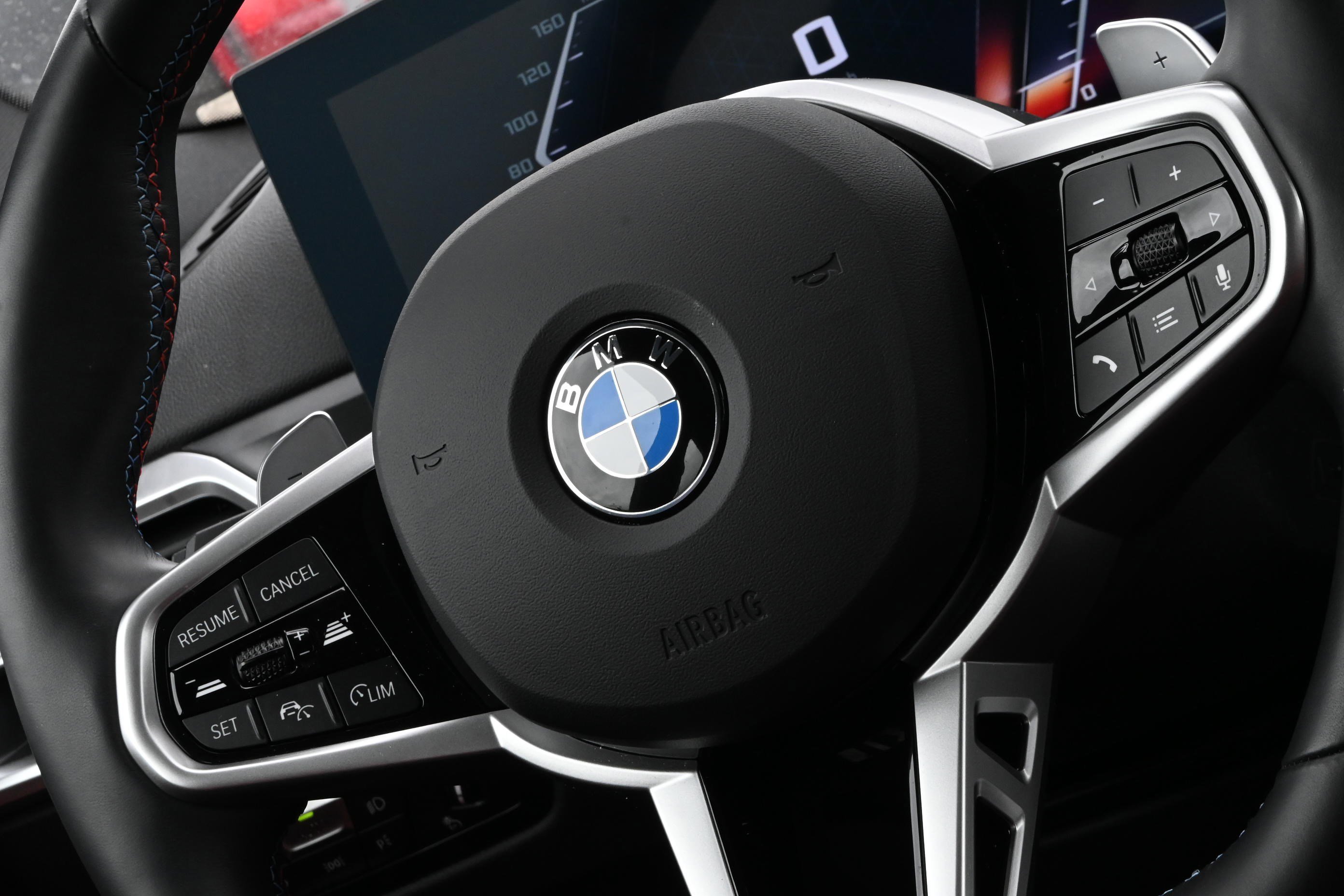 Certified 2025 BMW M440i image 24
