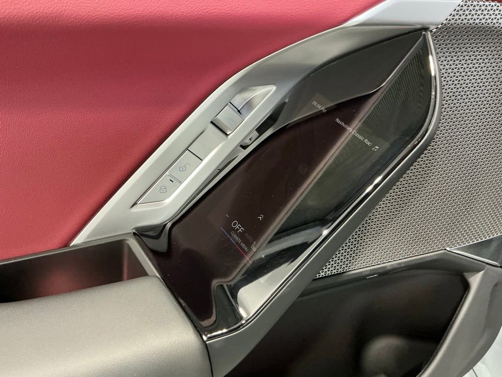 Used 2026 BMW 740i xDrive image 41