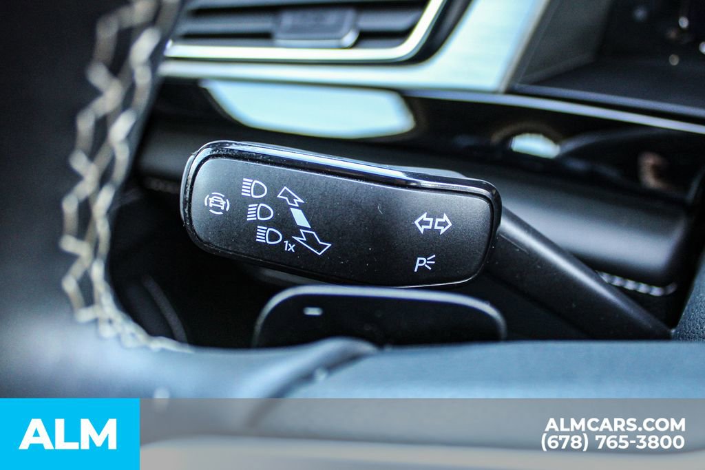 Used 2024 Volkswagen Atlas Cross Sport SE image 27