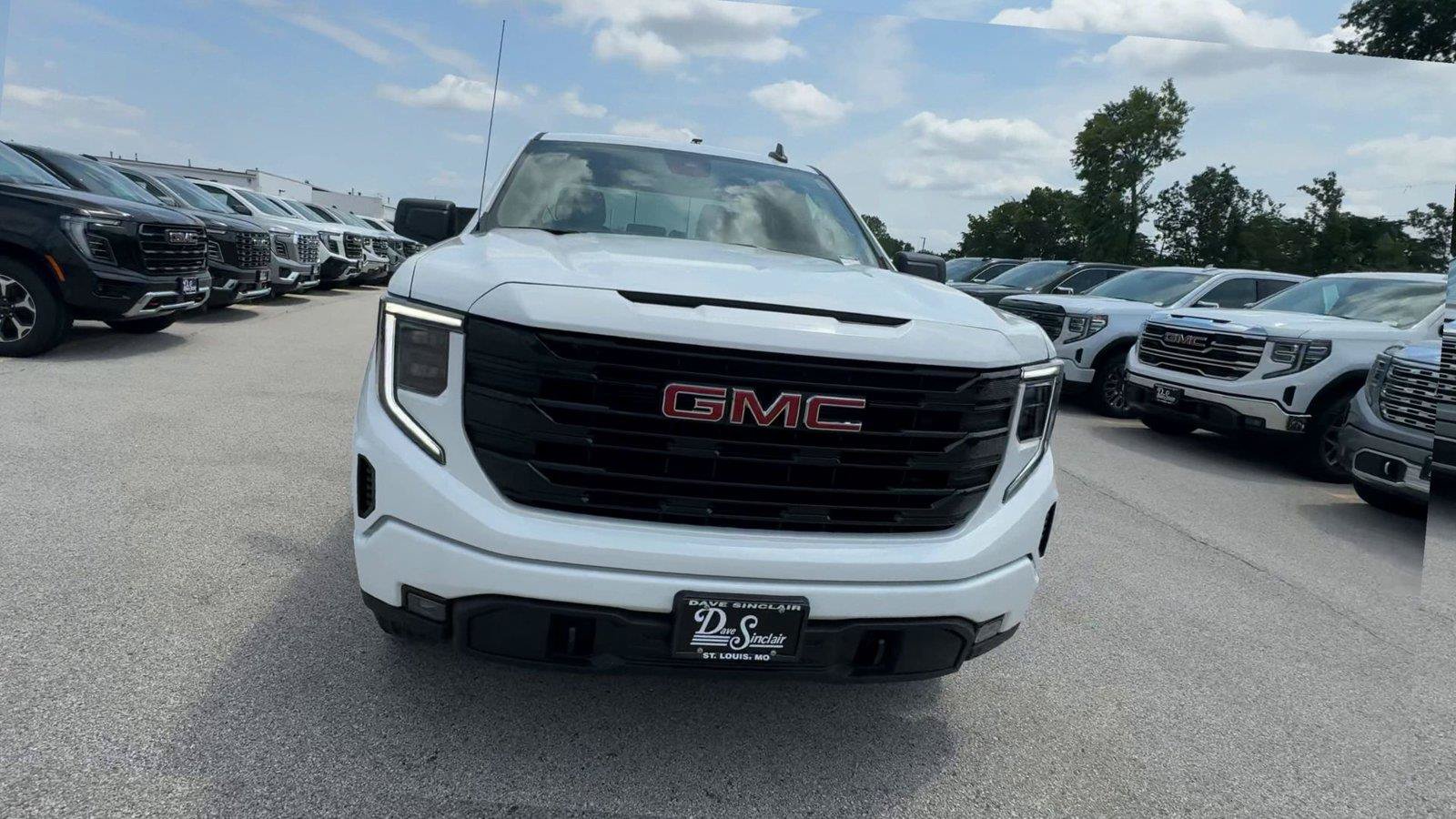 New 2026 GMC Sierra 1500 Elevation AWD/4WD image 3
