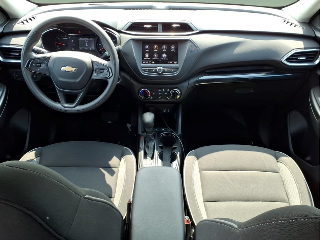 Used 2023 Chevrolet TrailBlazer LT FWD image 19