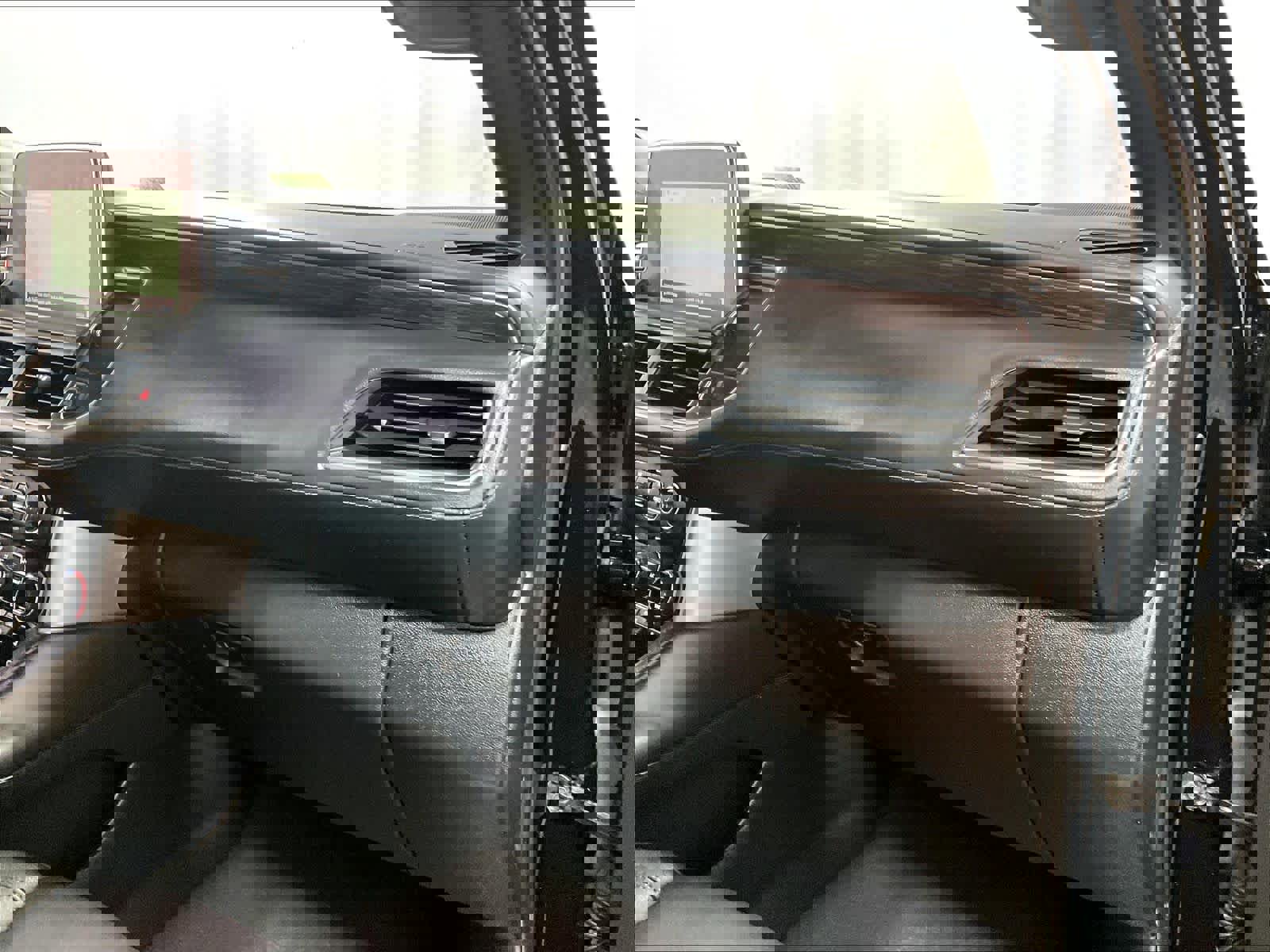 Used 2024 Chevrolet Tahoe LT image 13