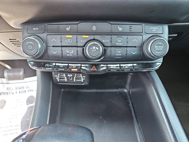Used 2023 Dodge Durango GT image 27