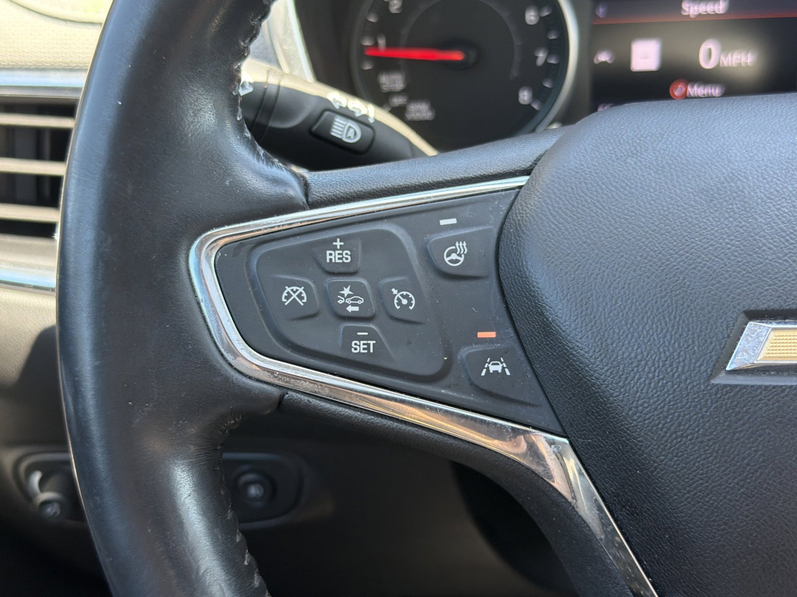 Used 2020 Chevrolet Equinox Premier image 19