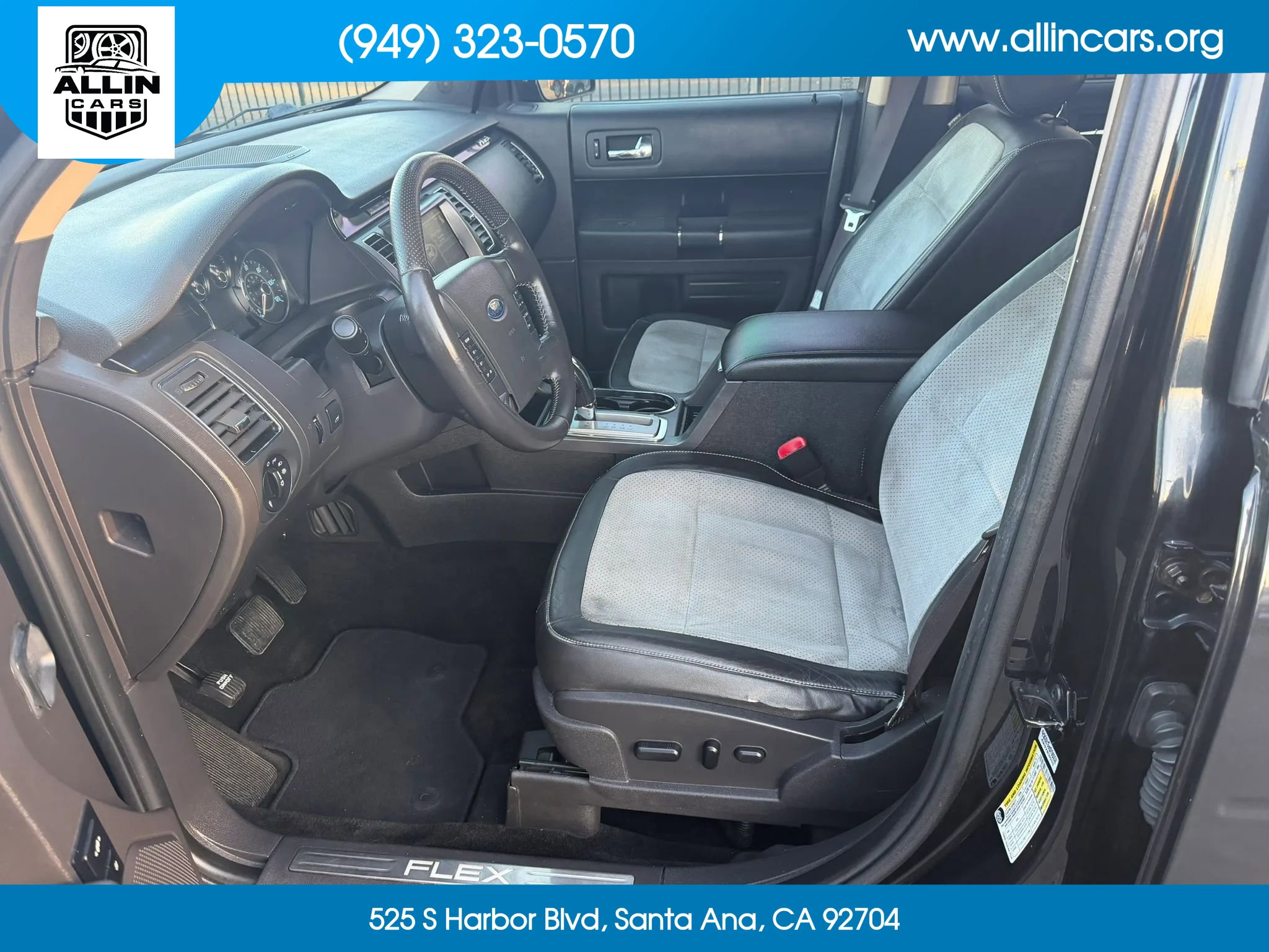 Used 2011 Ford Flex Titanium FWD image 11