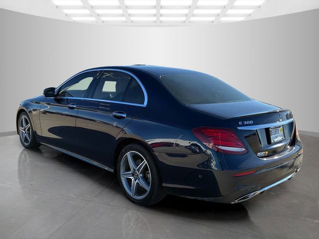 Used 2018 Mercedes-Benz E 300 4MATIC w/ Premium 2 Package image 6