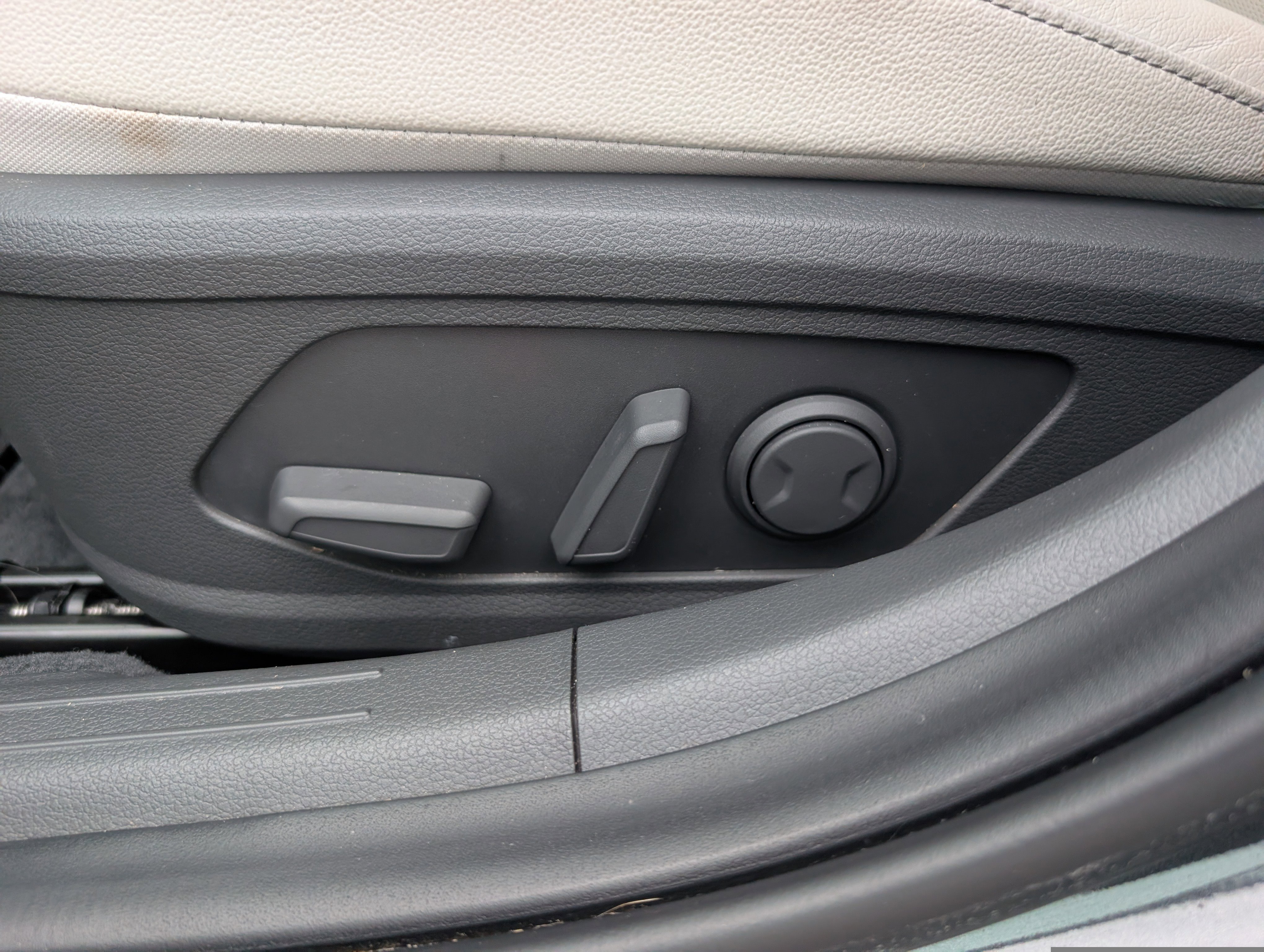 Used 2024 Hyundai Sonata Limited FWD image 15