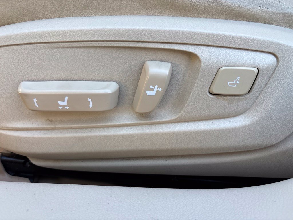 Used 2015 Lexus ES 350 w/ Premium Package FWD image 18