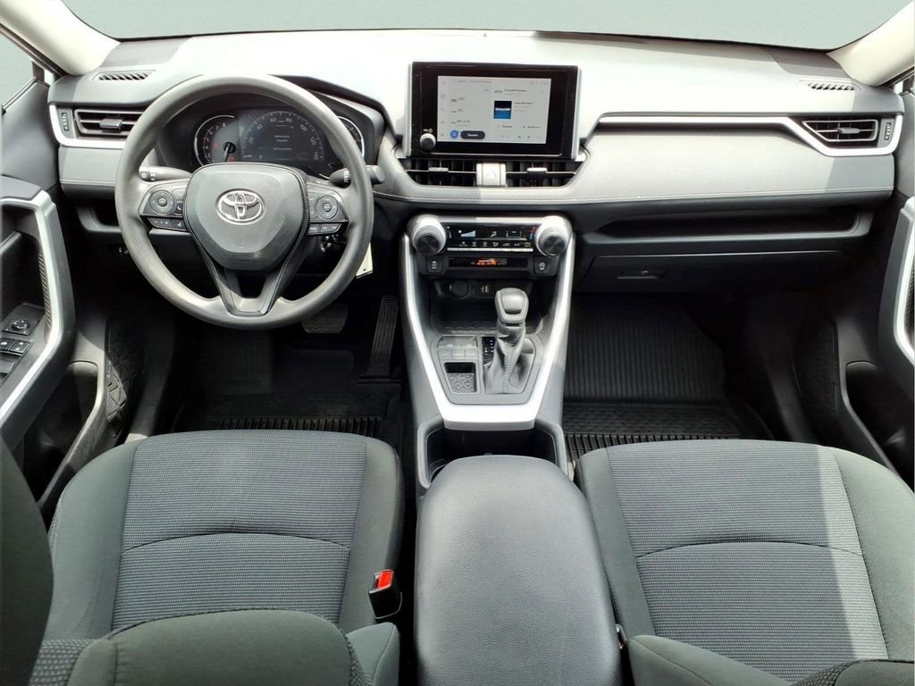 Used 2024 Toyota RAV4 LE FWD image 17
