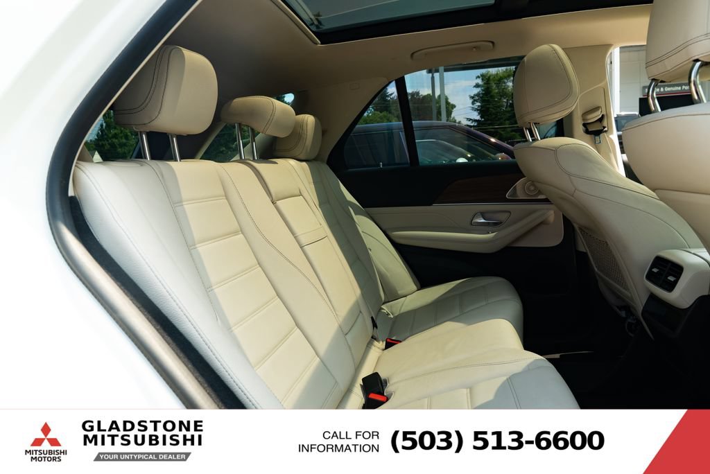 Used 2021 Mercedes-Benz GLE 450 4MATIC w/ AMG Line Exterior image 25
