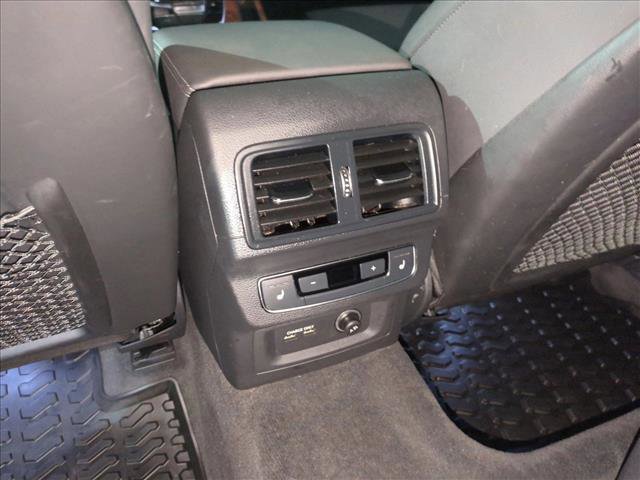 Used 2021 Audi Q5 e Prestige w/ Prestige Package image 21