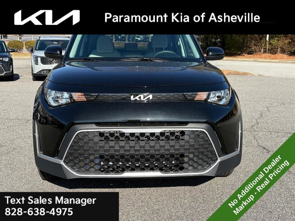 New 2025 Kia Soul LX w/ LX Technology Package image 2