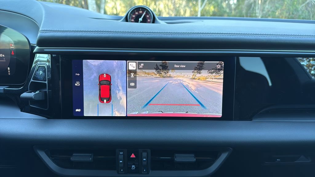 New 2026 Porsche Macan 4 Electric image 11