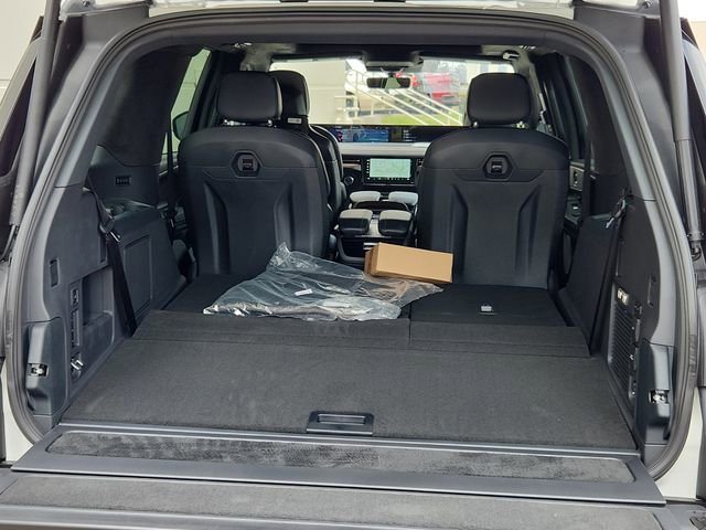 New 2025 Lincoln Navigator Black Label image 17