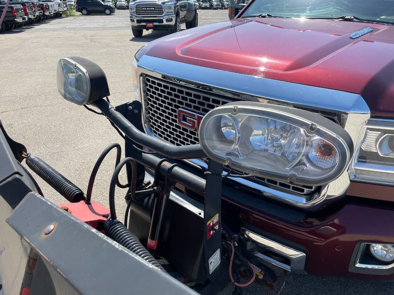 Used 2016 GMC Sierra 2500 Denali w/ Duramax Plus Package image 16