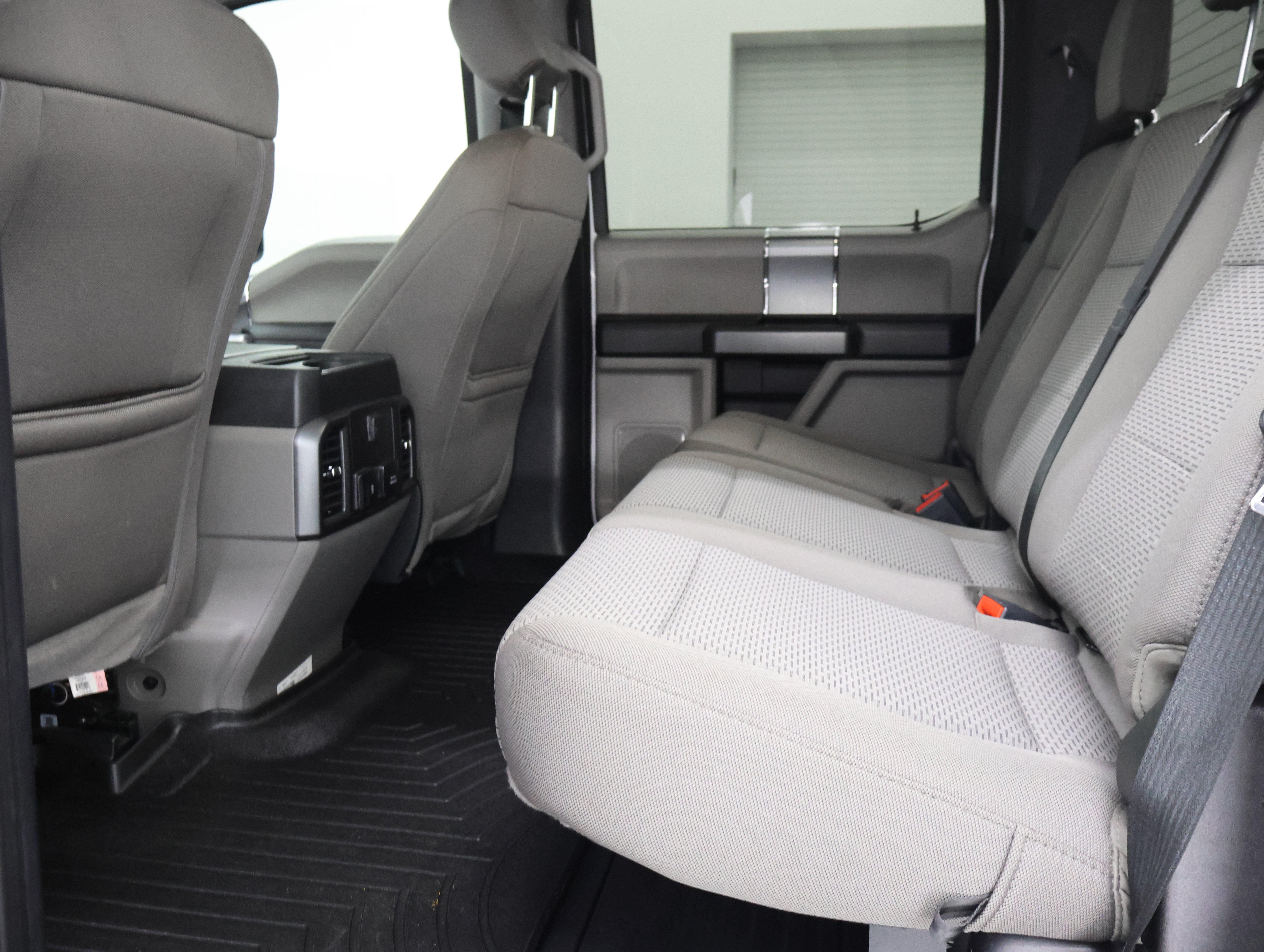 Used 2020 Ford F250 XLT w/ XLT Premium Package AWD/4WD image 9