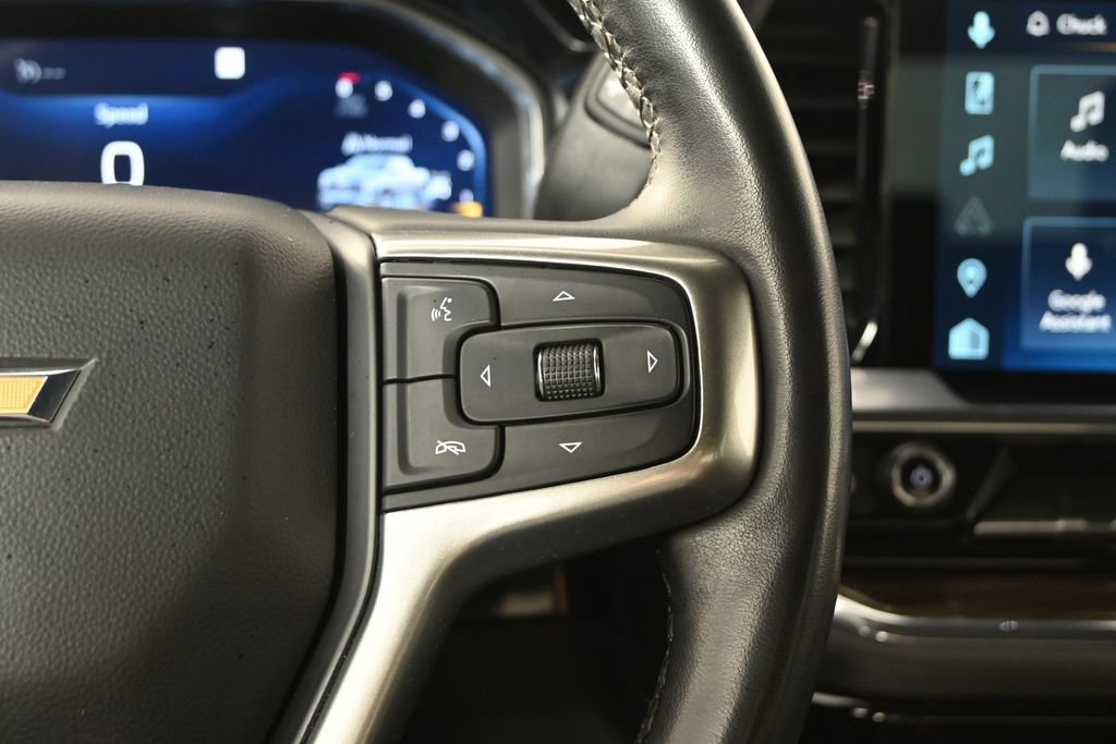 Used 2023 Chevrolet Silverado 1500 LT AWD/4WD image 34
