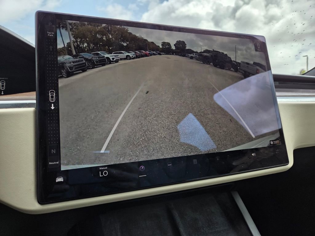 Used 2023 Tesla Model S image 31
