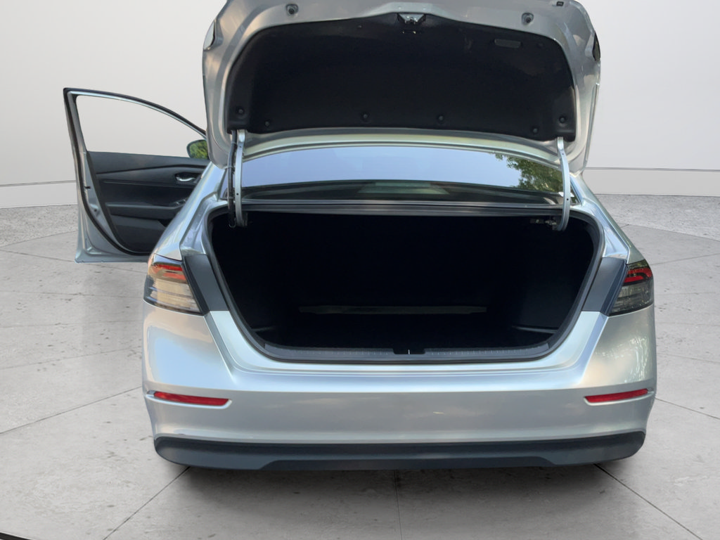 Used 2025 Honda Accord LX image 30