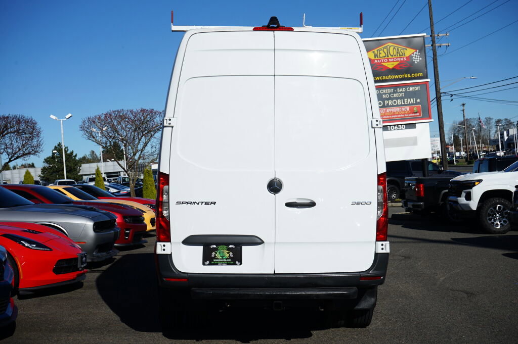Used 2019 Mercedes-Benz Sprinter 144 image 4