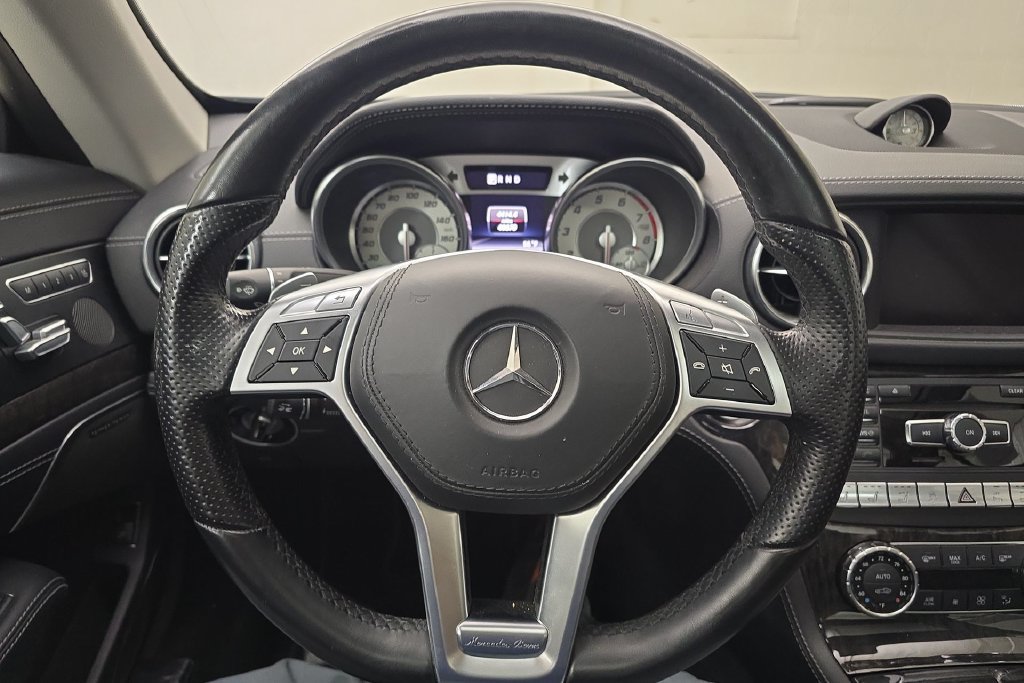 Used 2016 Mercedes-Benz SL 550 image 15
