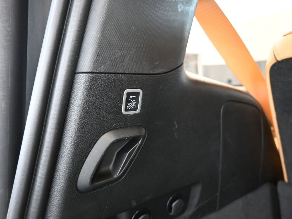 Used 2022 Jeep Grand Wagoneer Series III w/ Rear Seat Video Group 1 image 49