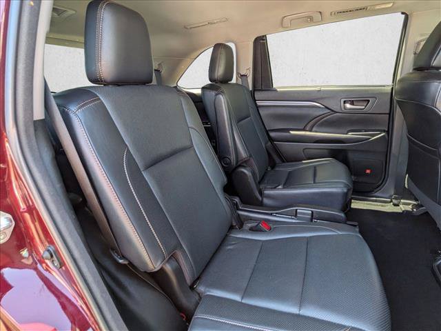 Used 2017 Toyota Highlander Limited AWD/4WD image 22