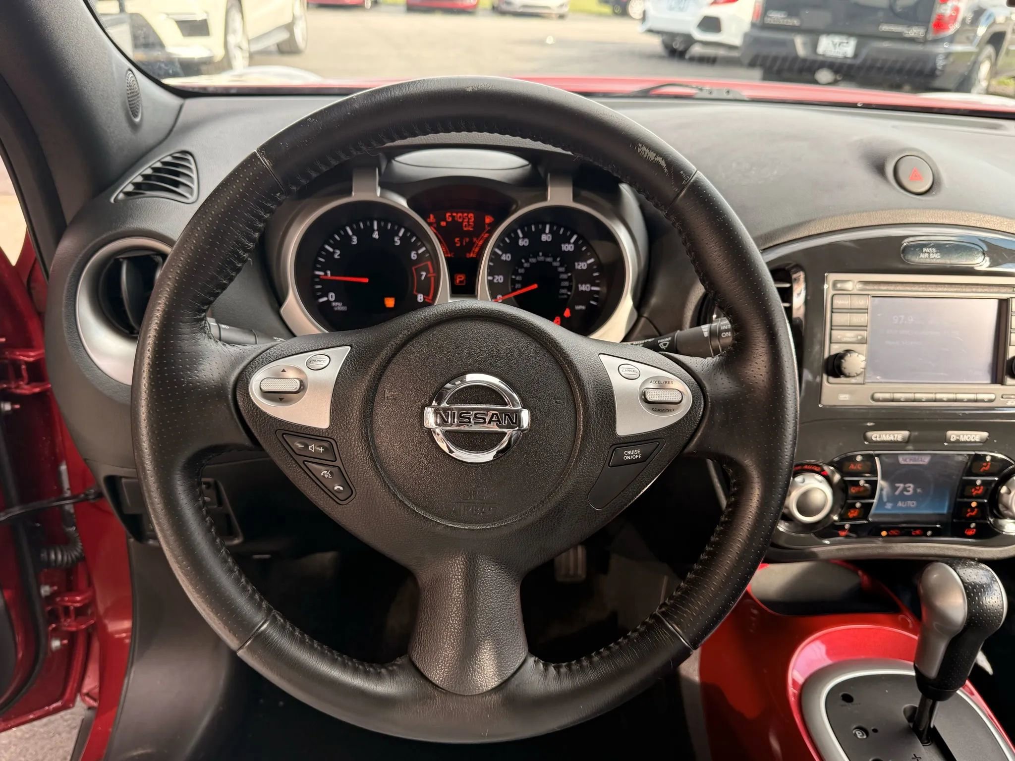 Used 2012 Nissan Juke SL image 16