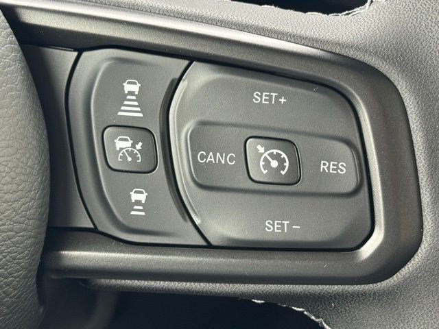 New 2026 Jeep Gladiator Sport AWD/4WD image 17