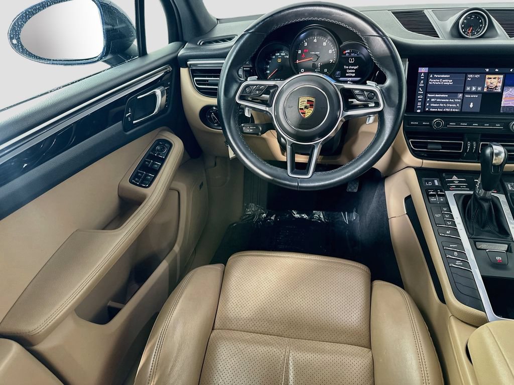 Used 2020 Porsche Macan AWD/4WD image 24
