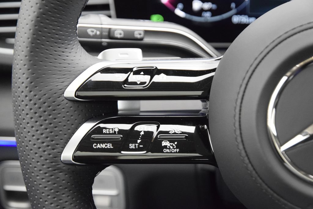 New 2026 Mercedes-Benz GLS 450 4MATIC image 25