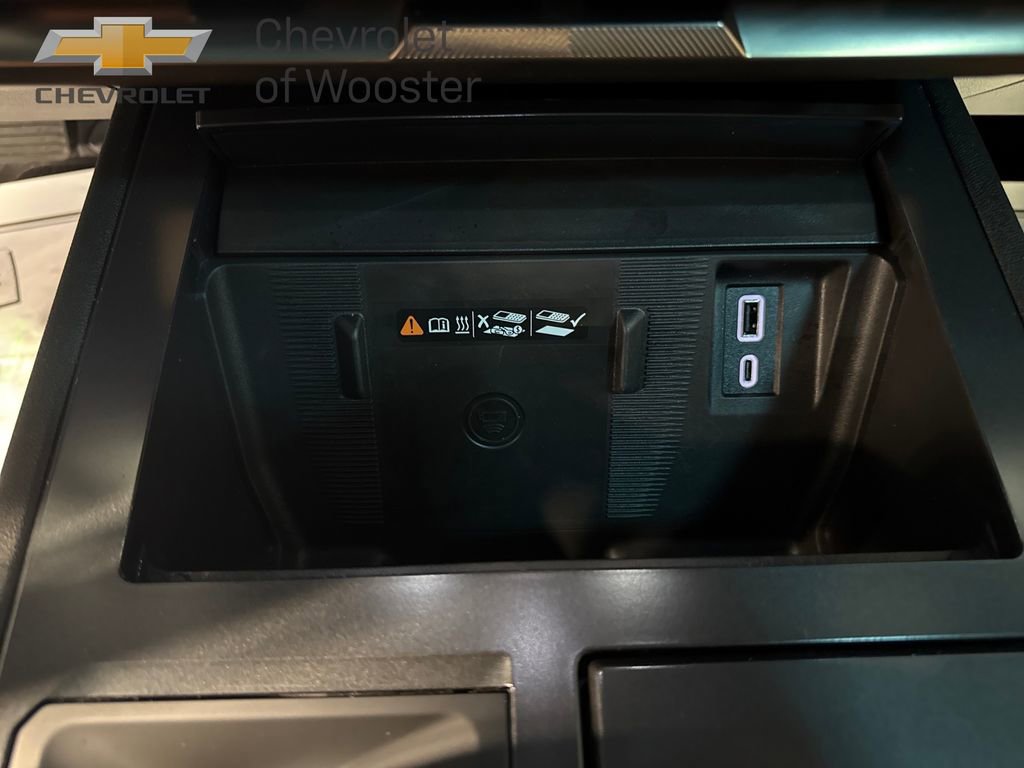 Used 2024 GMC Hummer EV 3X w/ Omega Edition AWD/4WD image 18