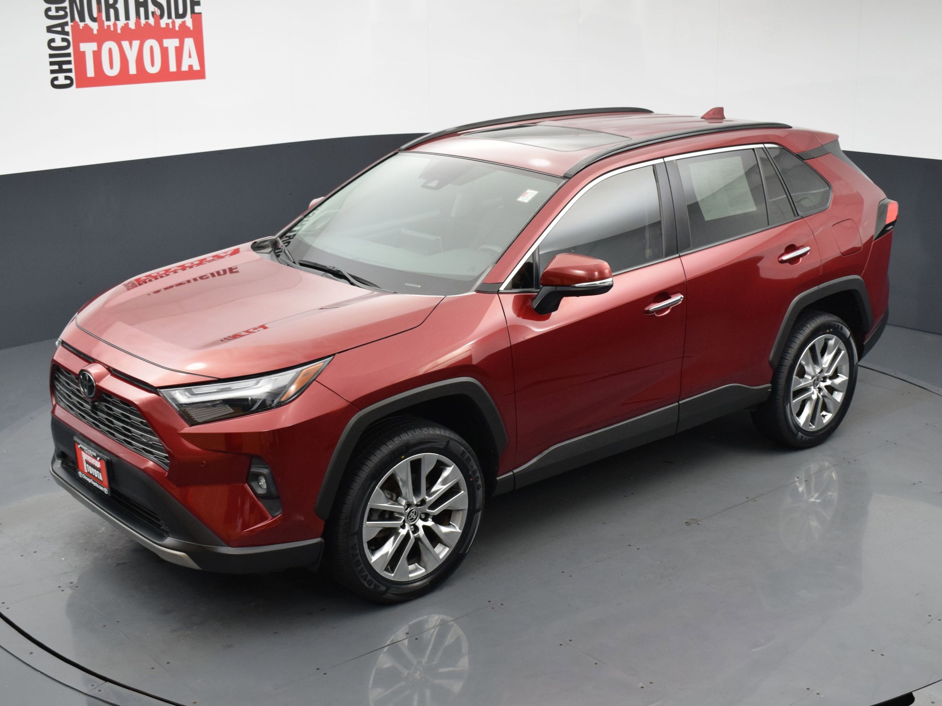 Used 2022 Toyota RAV4 Limited AWD/4WD image 33