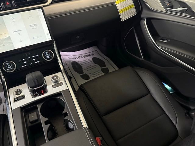 New 2024 Jaguar XF R-Dynamic SE image 23