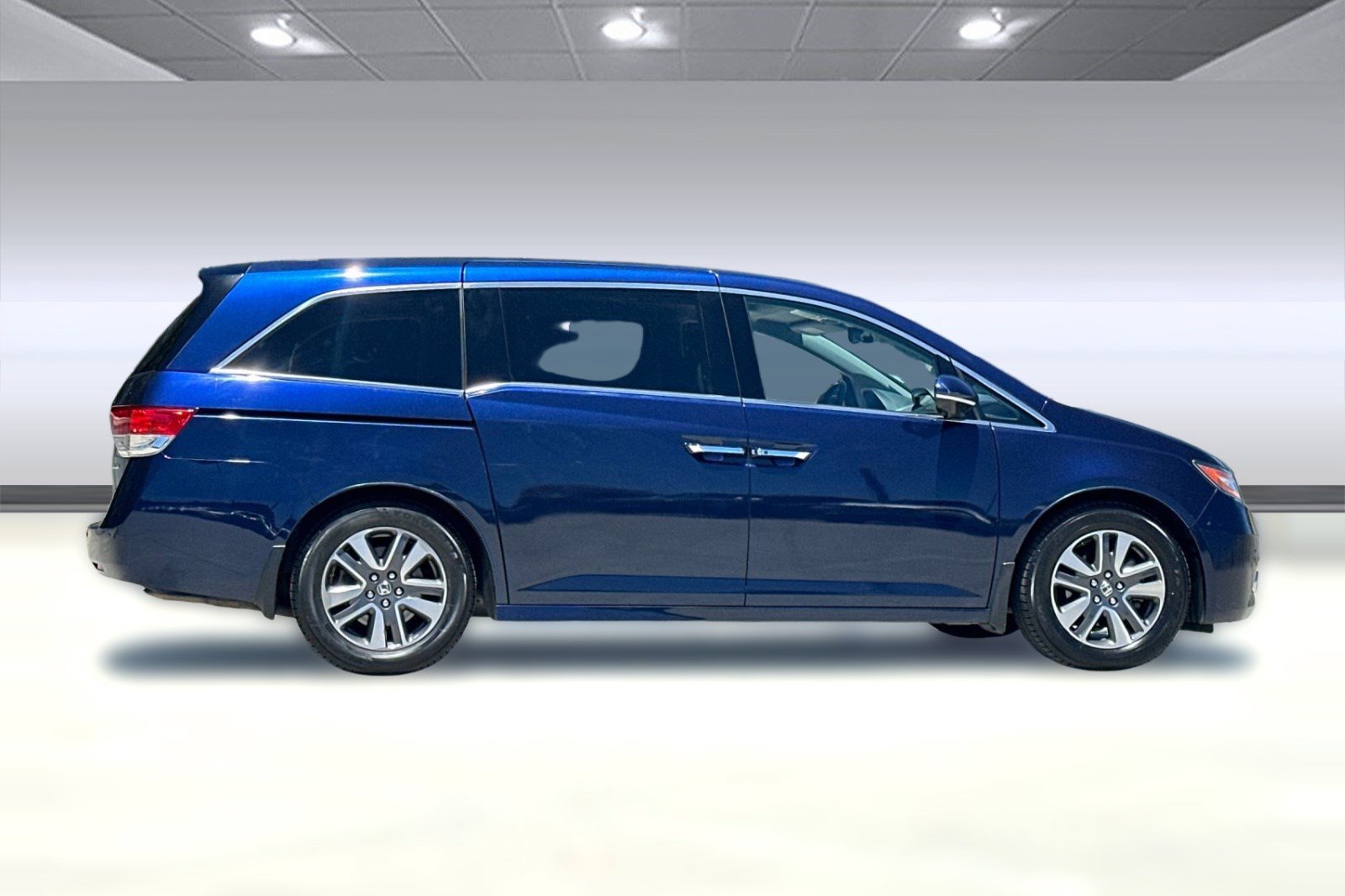 Used 2016 Honda Odyssey Touring image 7