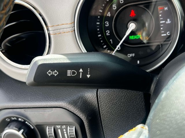 Used 2022 Jeep Wrangler Unlimited Sahara AWD/4WD image 24