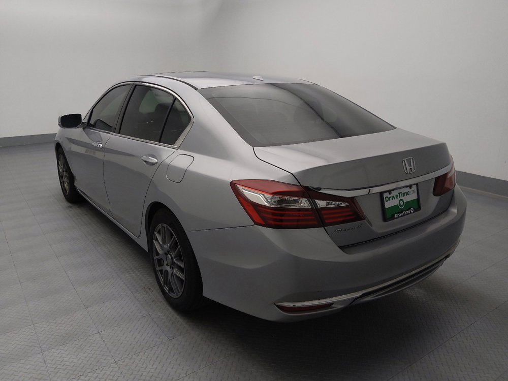 Used 2017 Honda Accord EX-L image 5